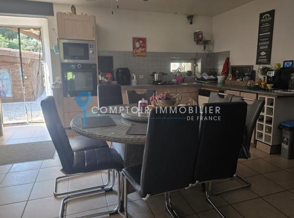 Propriete
                                                                                                                                                                                                                                                                                                                        6 pièce(s)                                                                                                                                                                                                          4 chambre(s)                                                                                                                                                                                                          136  m²