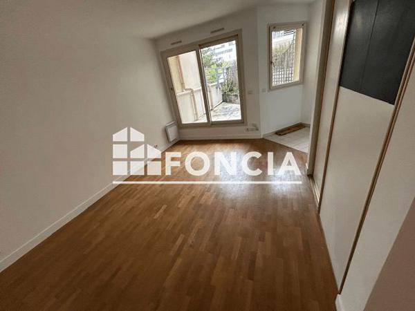 Location Studio 27.2 m² - 29 BIS RUE AUGUSTE MOUNIE Antony 92160