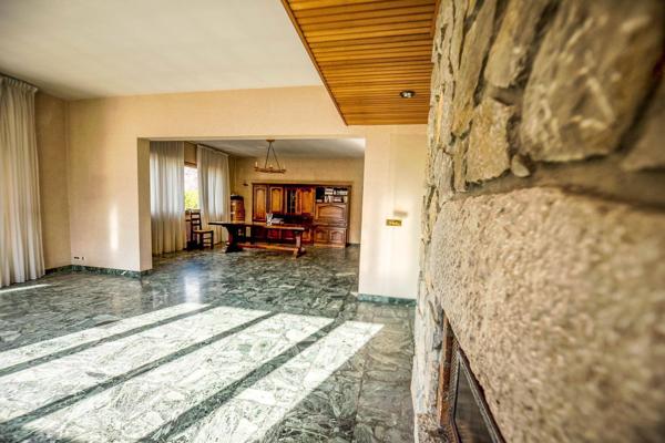 Maison à vendre - Saint-Jorioz 11 pièces de 243.82 m²