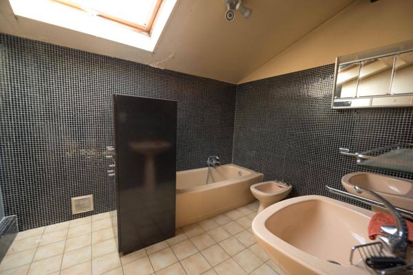 Maison à vendre - Saint-Jorioz 11 pièces de 243.82 m²