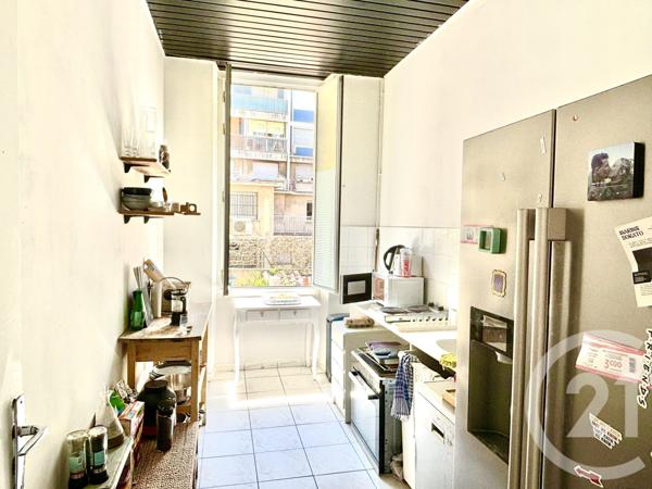 à vendre  74 m2 MARSEILLE - 13007