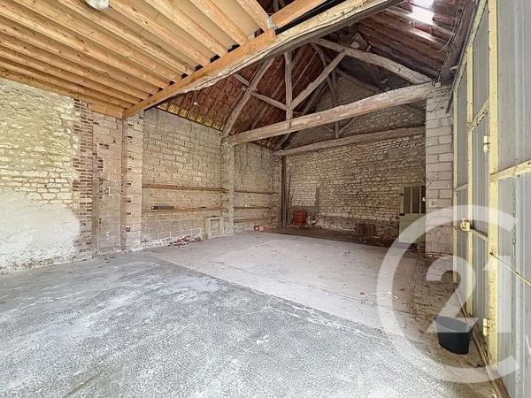 Maison à vendre  6 pièces - 125 m 2   ESTISSAC  - 10
