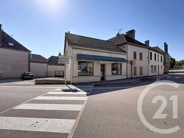 Maison à vendre  6 pièces - 125 m 2   ESTISSAC  - 10