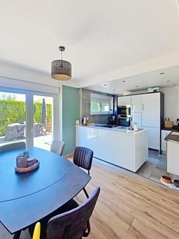 Maison individuelle de 140m2 avec 4 chambres, jardin, terrasse et garage !