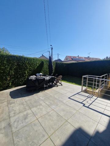 Maison individuelle de 140m2 avec 4 chambres, jardin, terrasse et garage !