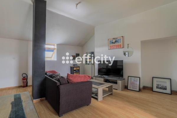 Maison
         6 pièces
        - 155 m² Exclusivité 315 000 € *
