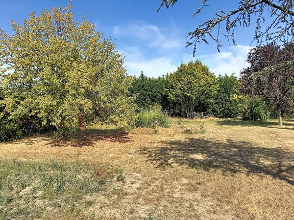 Terrain à vendre de 568 m² à Les Hauts d'Anjou - Réf. 3035