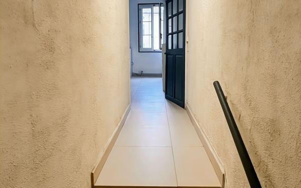 Appartement à vendre    1 pièce • 34,73 m2 Aix-en-Provence