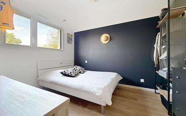 Maison à vendre    5 pièces •  Theix