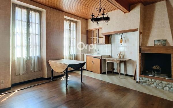 Maison à vendre    5 pièces •  Prades