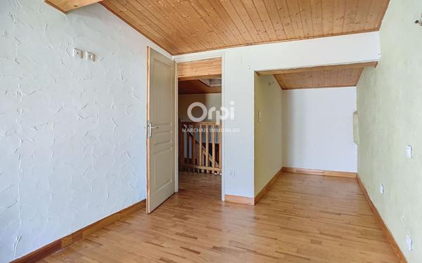 Maison à vendre    5 pièces •  Prades