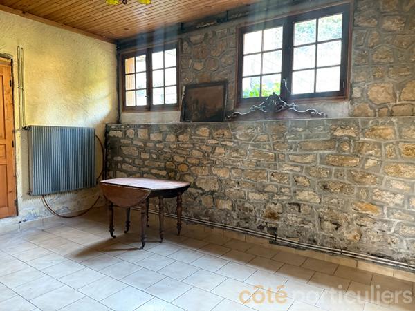 Vente Maison140,74 m² - 7 Pièces - SAINT AMAND MONTROND (18200)