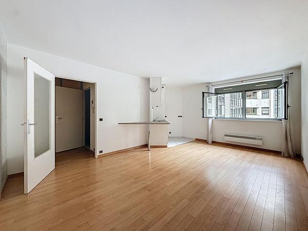 Saint-Jacques - Studio au calme avec parking - PARIS