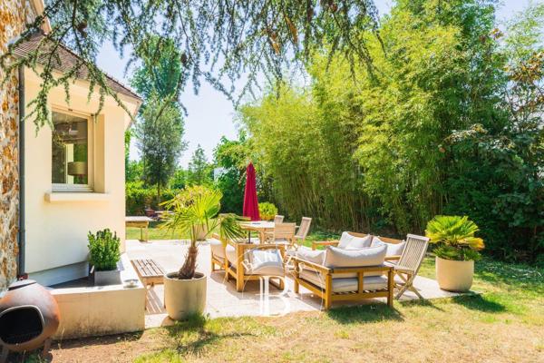 Vaucresson, Maison  267 m² à vendre