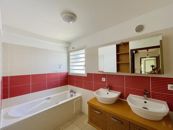 Maison T5 – 4 chambres – La Montagne – 10 min Saint-Denis