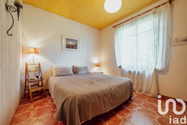 Maison traditionnelle 5 pièces de 180 m² à Montréverd (85260)