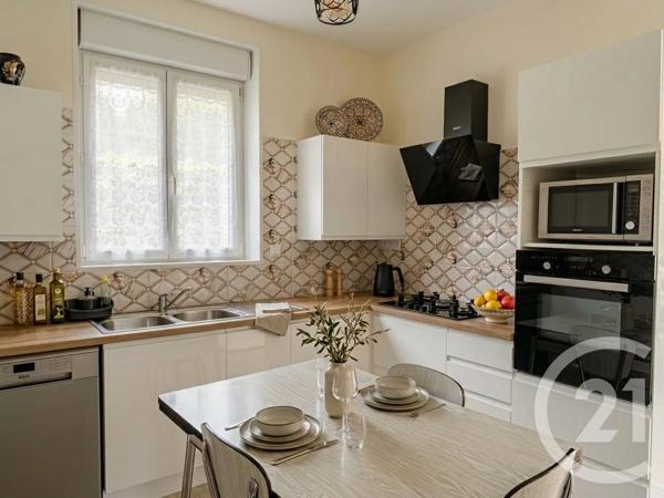 Maison à vendre  5 pièces - 106 m 2   LA CHARITE SUR LOIRE  - 58