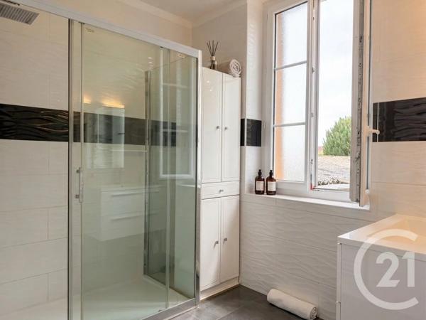 Maison à vendre  5 pièces - 106 m 2   LA CHARITE SUR LOIRE  - 58