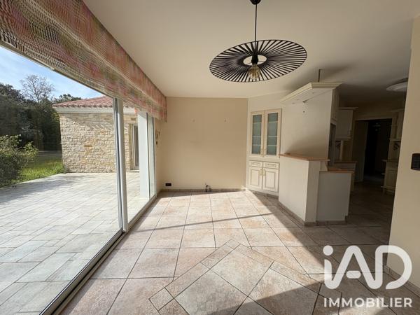 Maison à vendre 6 pièces 217 m² Saint-Hilaire-de-Riez