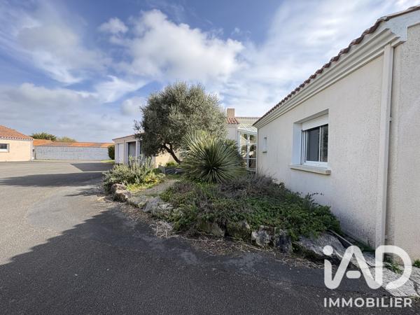 Maison à vendre 6 pièces 217 m² Saint-Hilaire-de-Riez