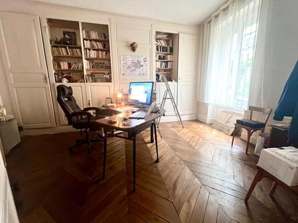 Maison bourgeoise  20MN GARE TGV