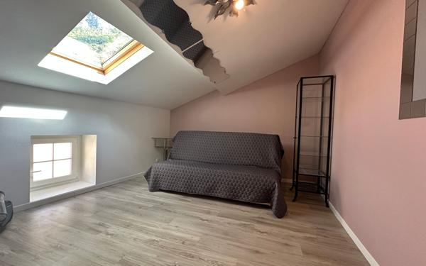 Maison à vendre    5 pièces • 167 m2 Saint-Égrève