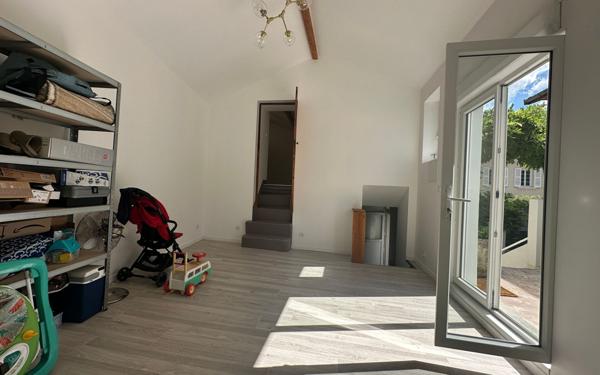 Maison à vendre    5 pièces • 167 m2 Saint-Égrève