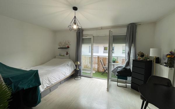 Appartement à vendre    1 pièce • 27,32 m2 Arcueil
