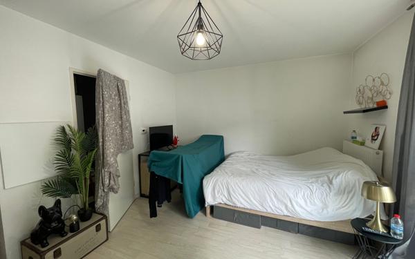 Appartement à vendre    1 pièce • 27,32 m2 Arcueil