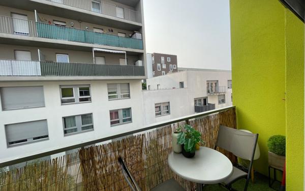 Appartement à vendre    1 pièce • 27,32 m2 Arcueil