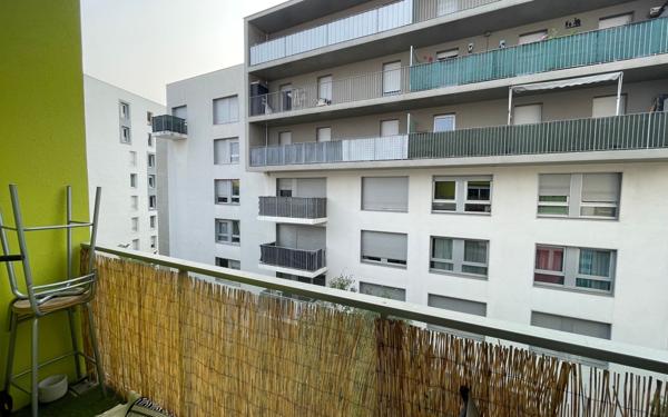 Appartement à vendre    1 pièce • 27,32 m2 Arcueil