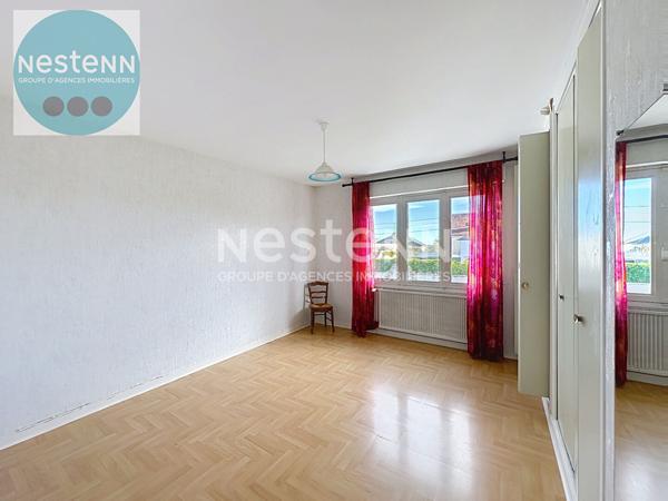 Maison à vendre à La Chaussée Saint Victor .