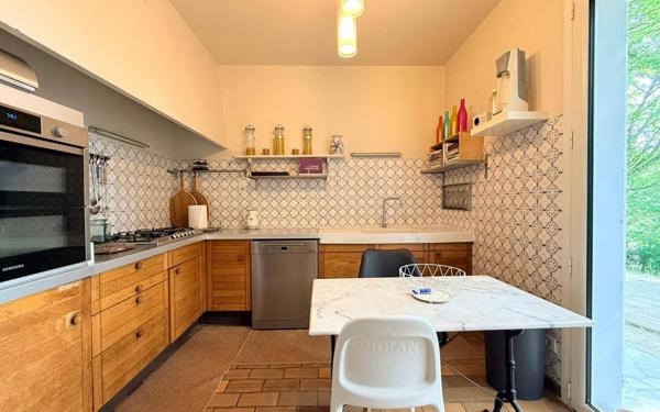 Maison à vendre    6 pièces • 230 m2 Aire-sur-l'Adour