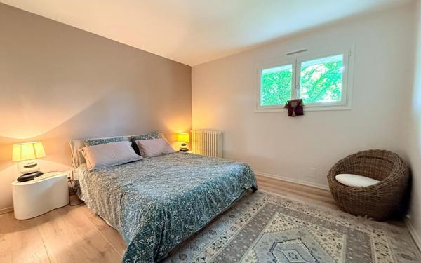 Maison à vendre    6 pièces • 230 m2 Aire-sur-l'Adour