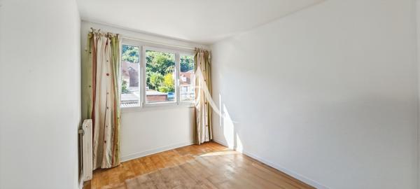 Appartement Saint Cyr L Ecole 4 pièce(s)