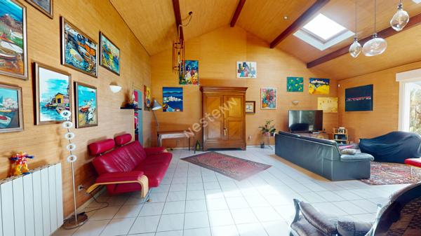 Maison individuelle 184 m² -6 pièces - 3 chambres - Terrain 9.40 ares-Saint-Avold, quartier prisé