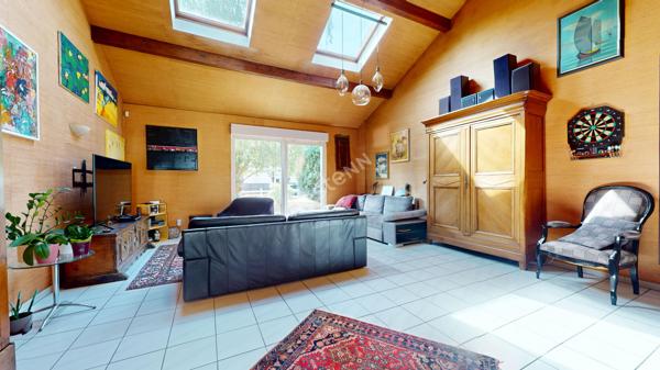 Maison individuelle 184 m² -6 pièces - 3 chambres - Terrain 9.40 ares-Saint-Avold, quartier prisé