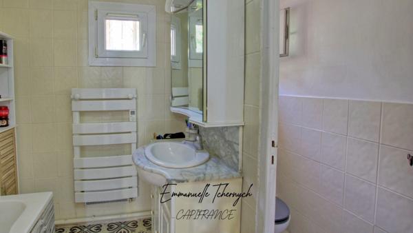 Dpt Bouches du Rhône (13), à vendre ISTRES maison P3 de 107,2 m² - Terrain de 1 520,00 m²