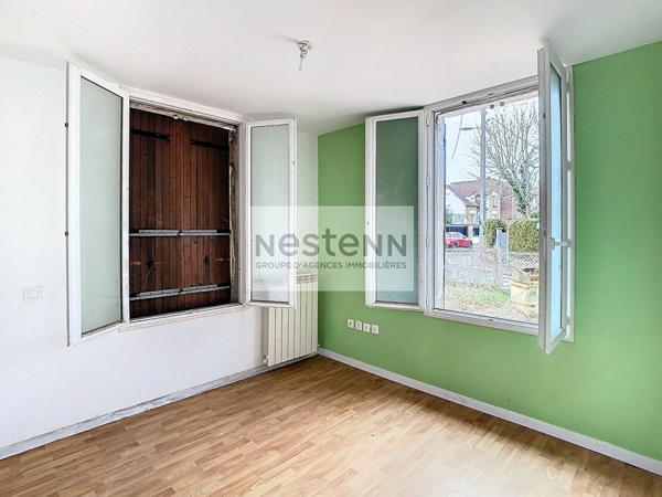 Maison 5 pièces de 111 m² avec dépendance à EAUBONNE centre-ville