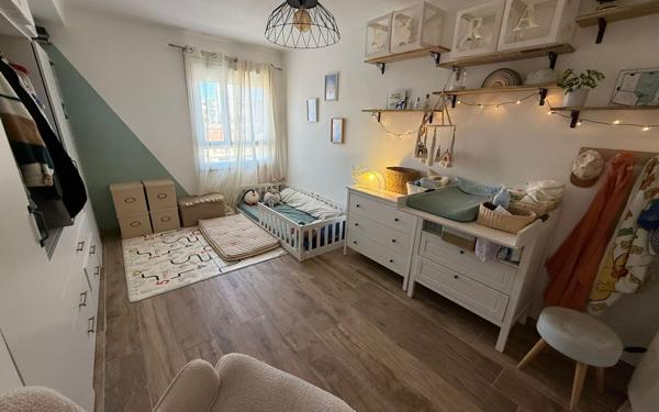 Appartement à vendre    3 pièces •  Marseille 11