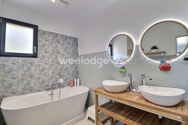 Maison à vendre 4 pièces de 128 m² à Saint-Chamas