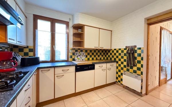 Maison à vendre    4 pièces •  Saint-Palais-sur-Mer