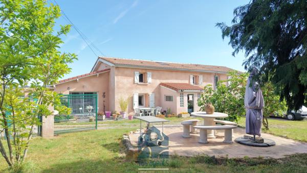 Maison 5 pièces avec double garage, terrain, cave, garage camping car