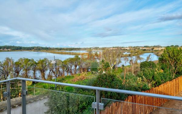 Maison à vendre    7 pièces •  Olonne-sur-Mer