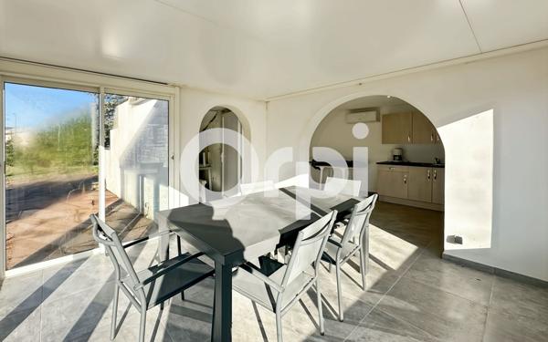 Maison à vendre    6 pièces •  Ruoms