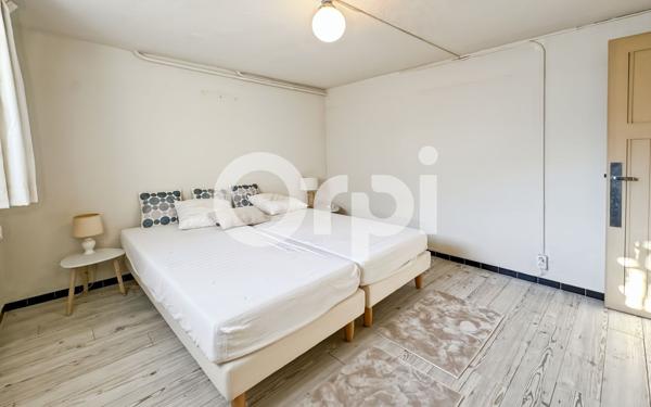 Maison à vendre    6 pièces •  Ruoms