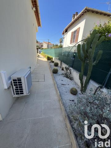 Appartement à vendre 4 pièces 88 m² Cagnes-sur-Mer