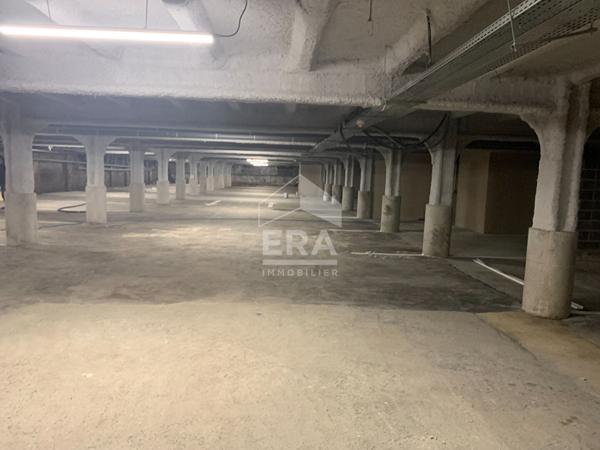 Grand 3 pièces 133 m2 avec parking