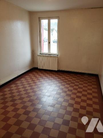 A vendre à Romorantin (41), Venez découvrir cette charmante maison, idéale pour un premier acha...