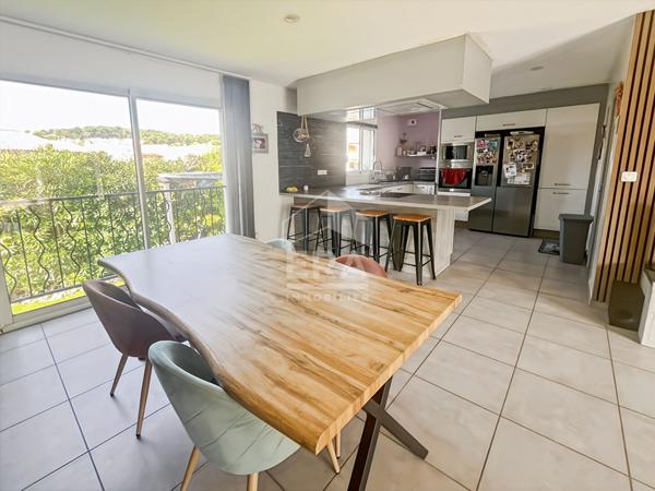 EXCLUSIVITE - SEPTEMES LES VALLONS - Maison récente T4 de 101m2 sur 422m2 de terrain + piscine